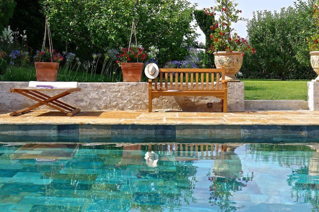 Les Clefs De Troplong Mondot Saint-Emilion Exterior photo